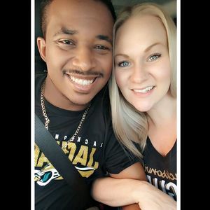 Meet your Posher, Emilee